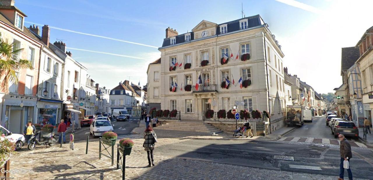 Hotel Le Fontenoy Provins Bagian luar foto